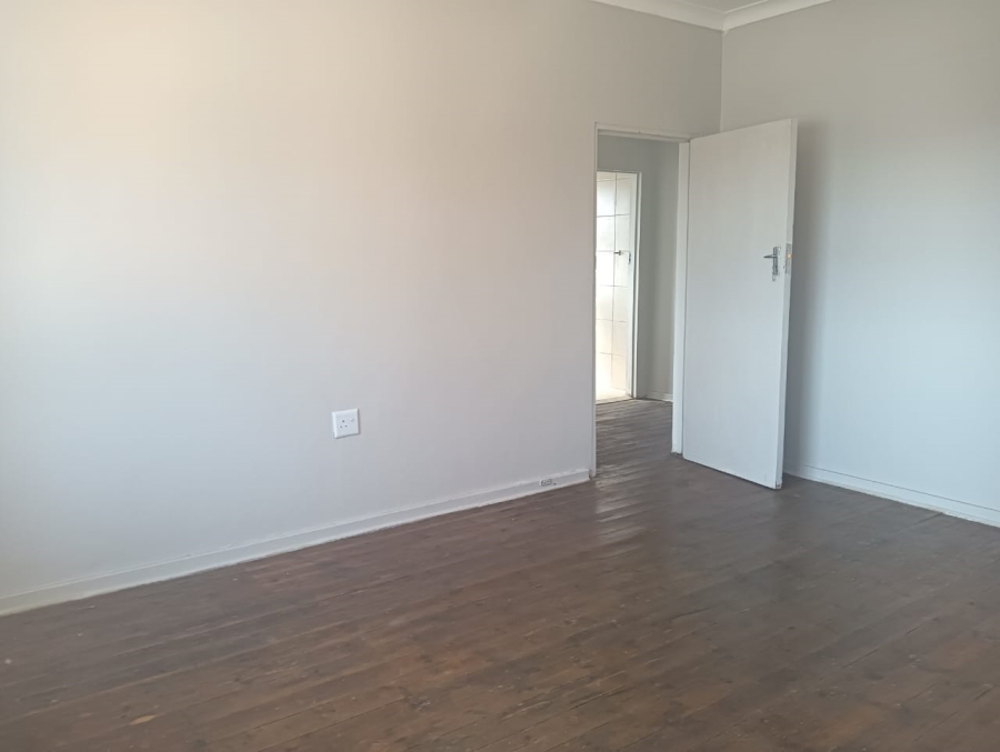 2 Bedroom Property for Sale in Quigney Eastern Cape